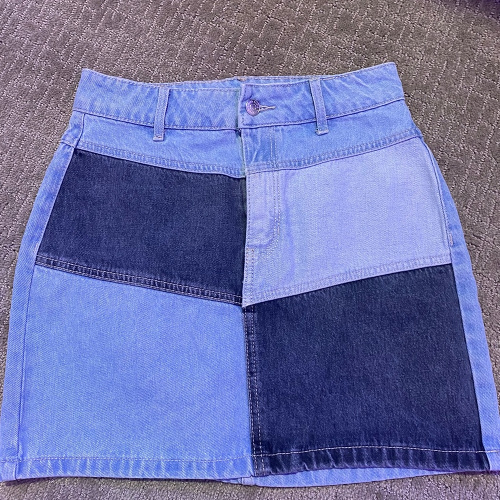 Colorblocked target skirt